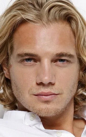 Фотография актёра Тейлор Хэндли