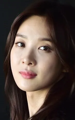 Фотография актёра Ли Чхон-а