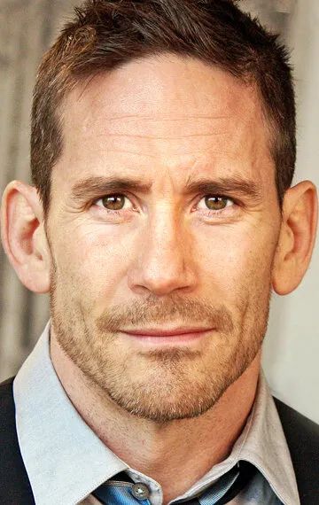 Фотография актёра Нил Напье