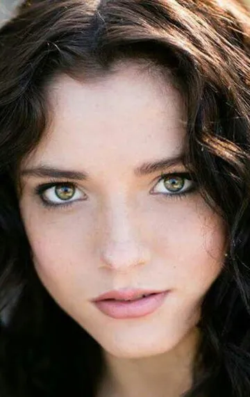 Фотография актёра Джейд Чайновет