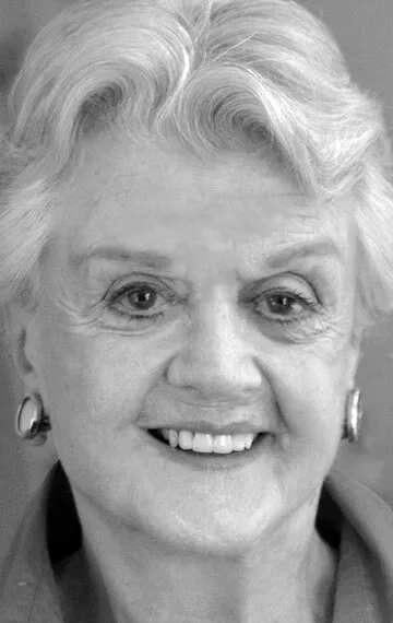 Фотография актёра Анджела Лэнсбери