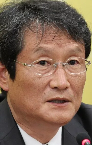 Фотография актёра Мун Сон-гын