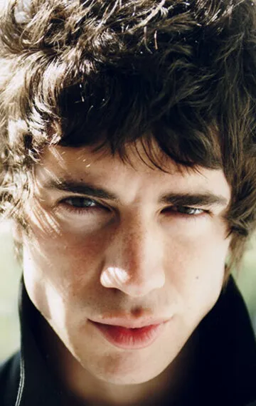 Фотография актёра Сэмюэл Робертсон