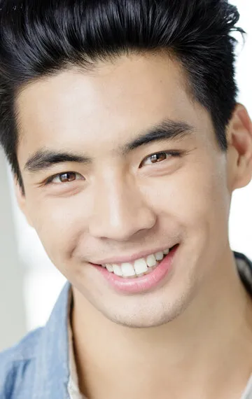 Фотография актёра Ёси Сударсо