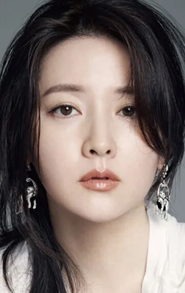 Фотография актёра Ли Ён-э