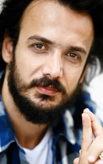 Фотография актёра Деврим Эвин