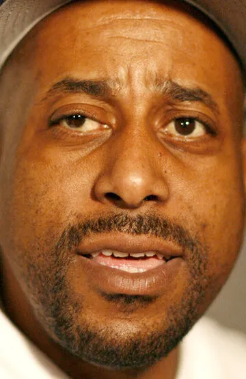 Фотография актёра Тоун Лок