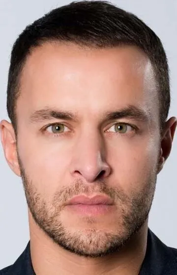 Фотография актёра Рафаэль Ленгле
