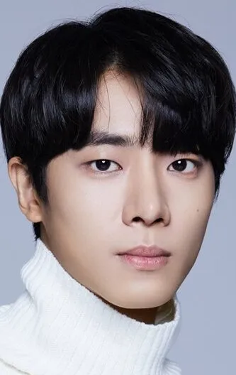 Фотография актёра Чху Ён-у