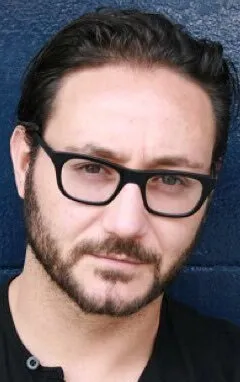 Фотография актёра Карлос Сантос