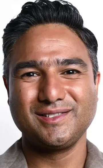 Фотография актёра Ник Мохаммед