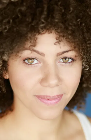 Фотография актёра Кассандра Блэр Уорд