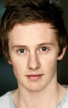 Фотография актёра Ли Корми