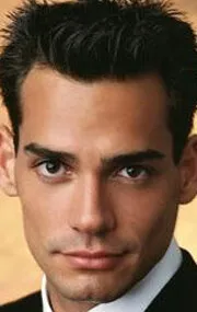 Фотография актёра Кристиан де ла Фуэнте