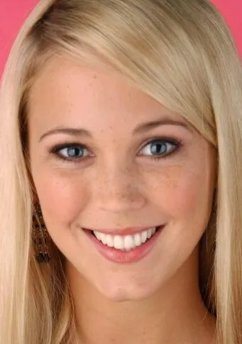 Фотография актёра Бек Хьюитт