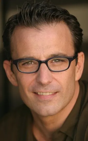 Фотография актёра Эрик Лютес