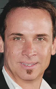 Фотография актёра Колин Каннингэм