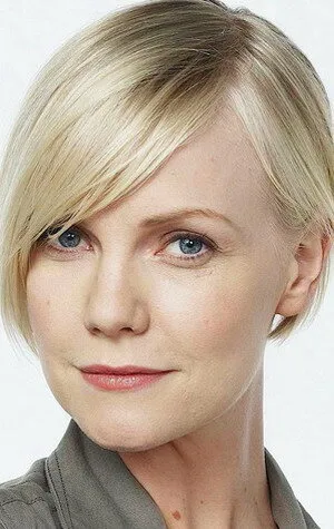 Фотография актёра Лора Харрис