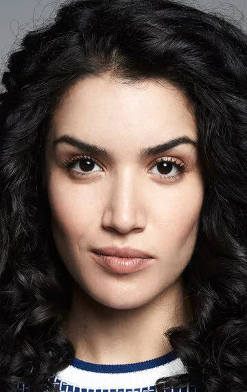 Фотография актёра Сабрина Уазани