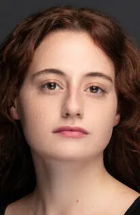 Фотография актёра Назлы Булум