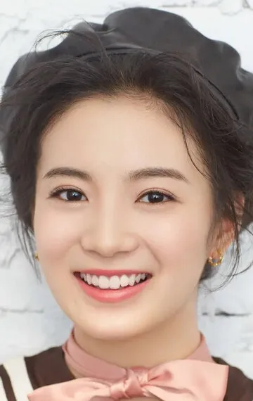 Фотография актёра Чжан Яцинь