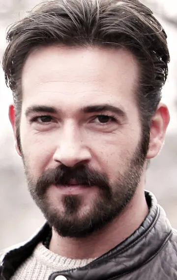 Фотография актёра Берк Эрчер