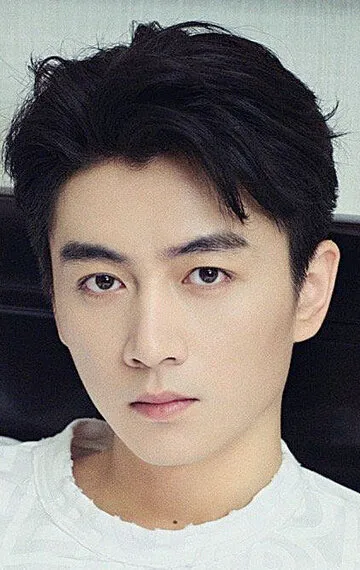 Фотография актёра Чэнь Сяо