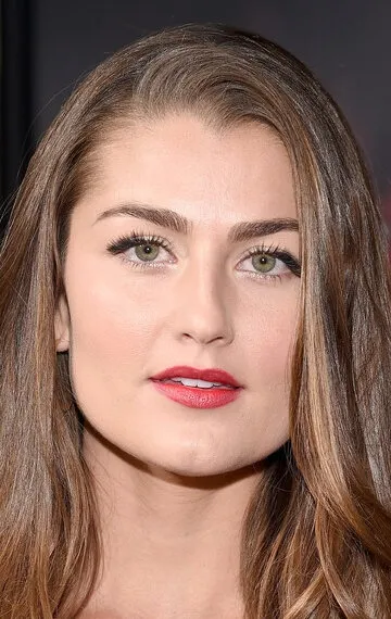 Фотография актёра Рэйчел Мэттьюз