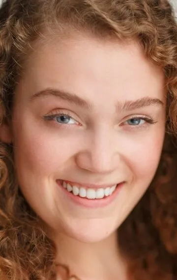 Фотография актёра Аланна Бэйл