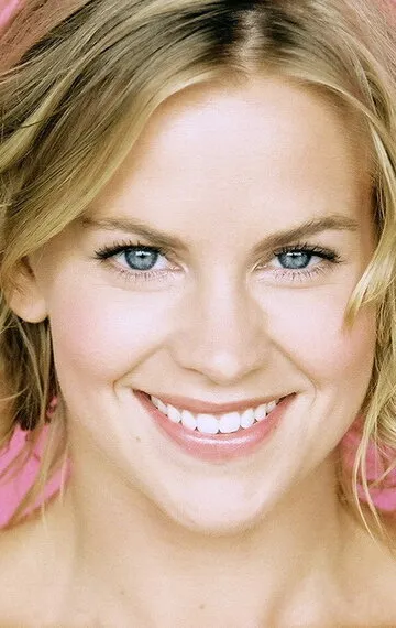 Фотография актёра Мэдди Керли