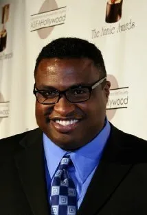 Фотография актёра Майкл-Леон Вули