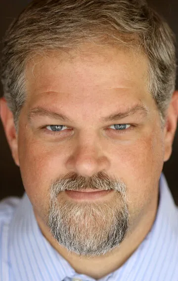 Фотография актёра Абрахам Бенруби