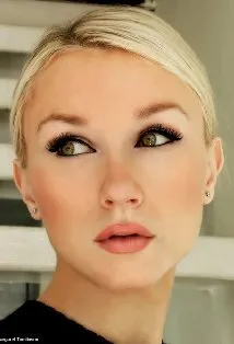 Фотография актёра Хейли Уордл