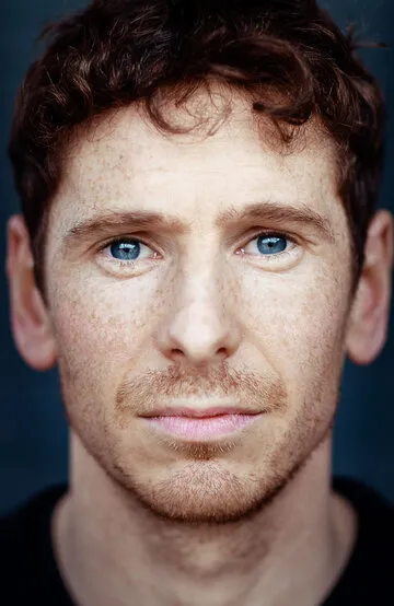 Фотография актёра Джерард Кернс
