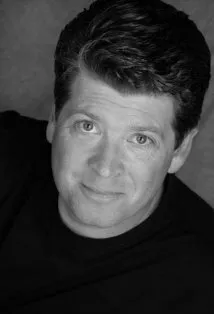 Фотография актёра Джонни Болтон