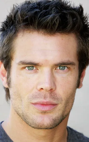 Фотография актёра Чарли Уэбер