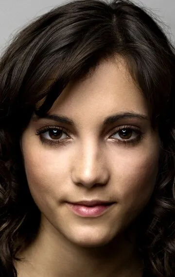 Фотография актёра Сара-Софи Бусснина