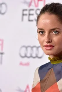 Фотография актёра Матильда Джоли