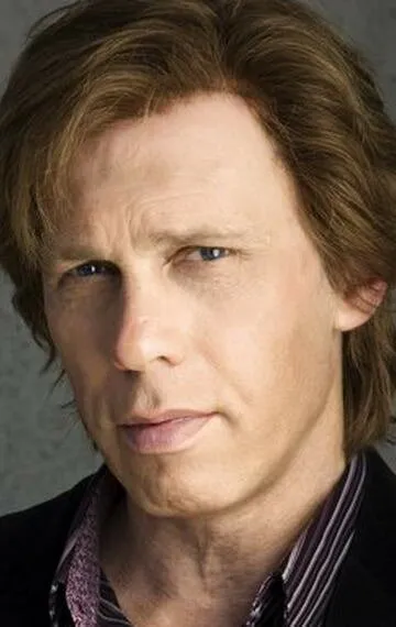 Фотография актёра Маккензи Грей