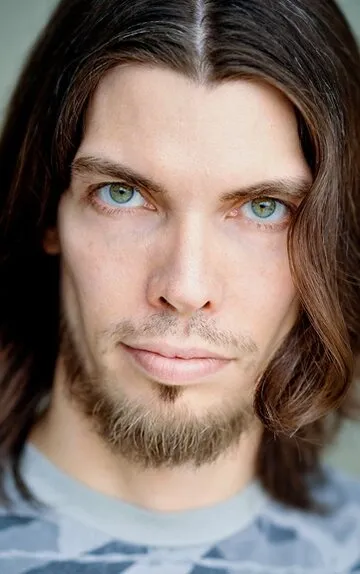 Фотография актёра Джордж Фонан