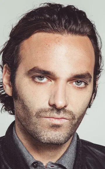 Фотография актёра Вёрджил Брэмли