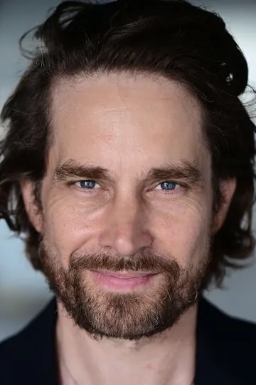 Фотография актёра Нико Ронье