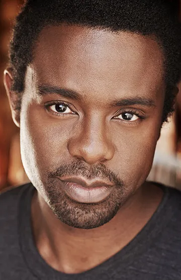 Фотография актёра Брэндон Скотт