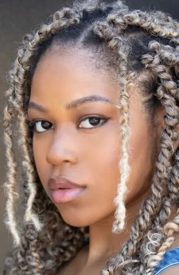 Фотография актёра Риэль Даунс