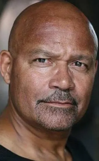 Фотография актёра Луис Эмерик