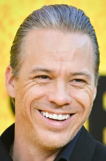 Фотография актёра Майкл Рэймонд-Джеймс