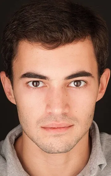 Фотография актёра Жуан Арраиш