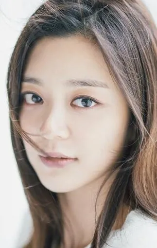 Фотография актёра Сон Джи-ин