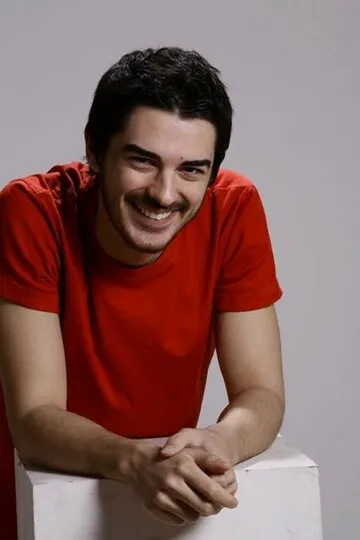 Фотография актёра Мехметджан Минджинозлу