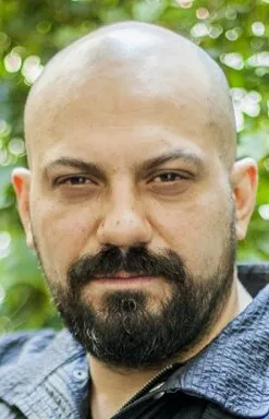 Фотография актёра Деврим Салтоглу